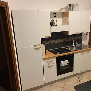 https://appartamento-incantevole-a-bergamo-centro.italymilanhotels.net